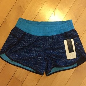 Lululemon Tracker shorts - NWT